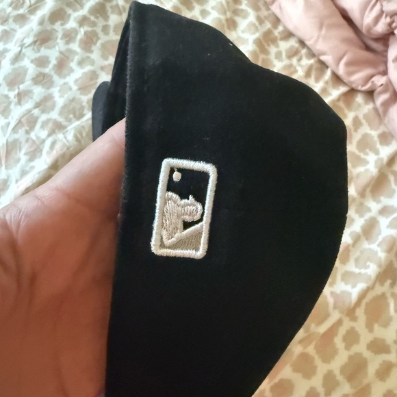 New Era Black and White Cap - Picture 2 of 5